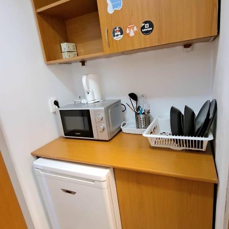 Inchiriez Garsoniera In Regim Hotelier Unirii Бухарест Экстерьер фото